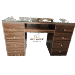 134 Mesa Manicura Evelyn
