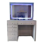 Tocador 6C LED vista frontal con espejo
