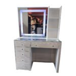 Tocador 6C LED con espejo iluminado y seis cajones